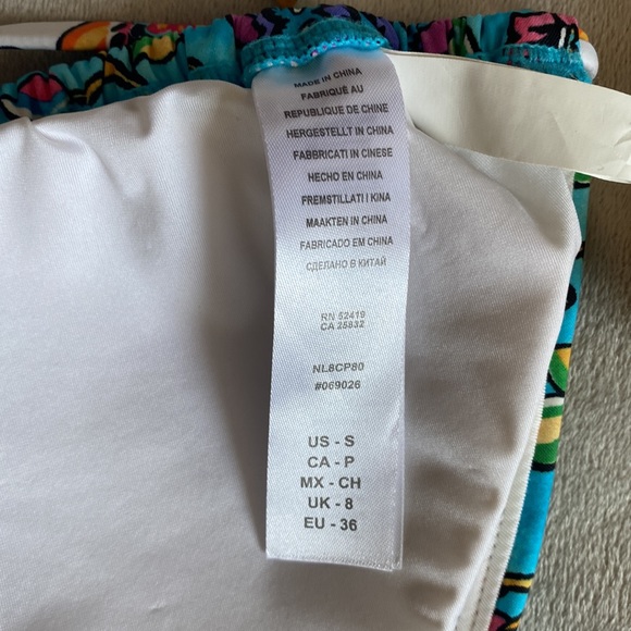 Brand new bathing suit top - Picture 3 of 3